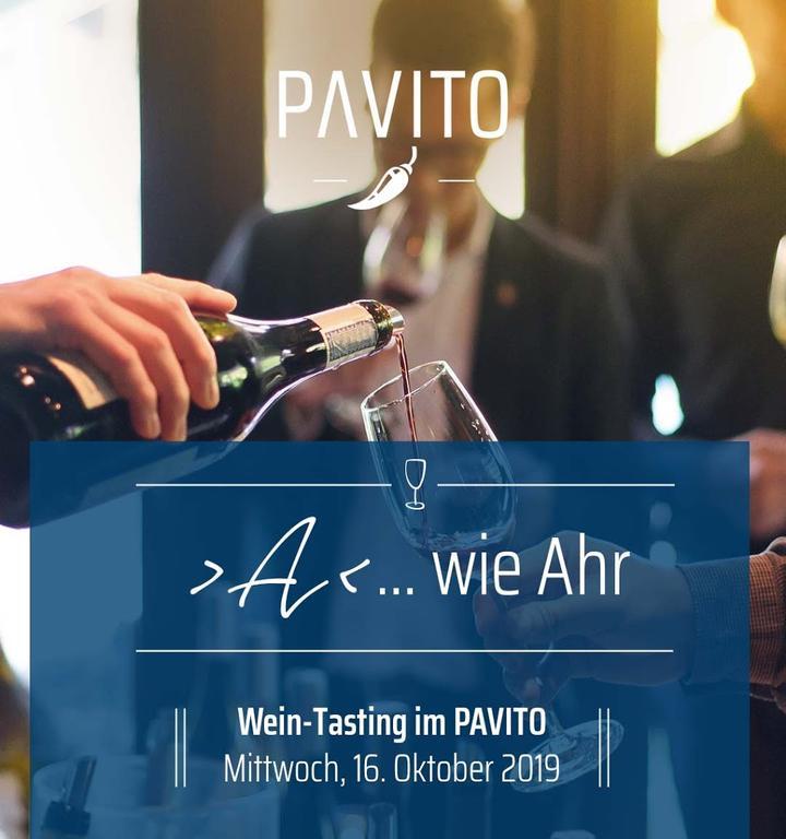 Pavito - Essen mit Freunden